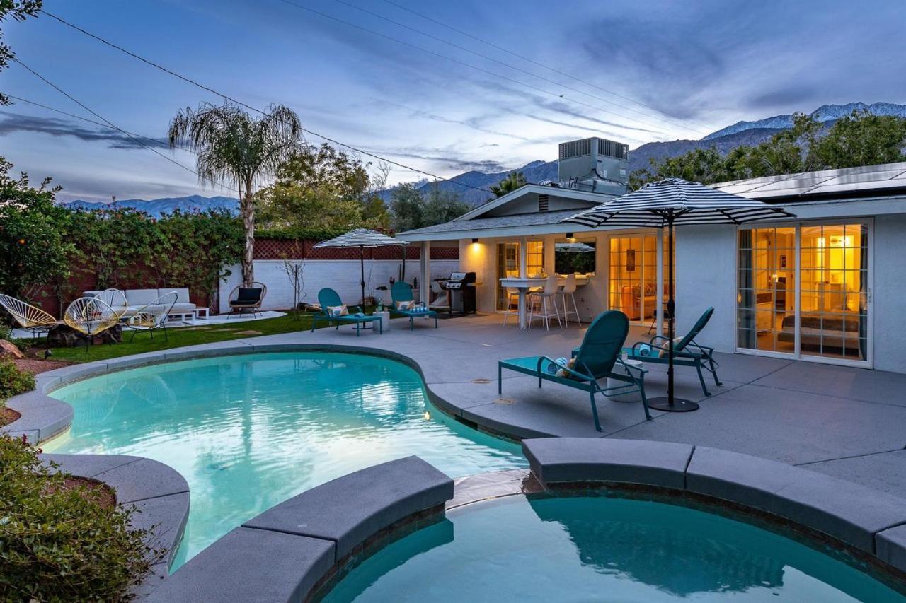 Serene 4 Bed 3 Bath Heated Pool Natural Backyard Heart Of Palm Springs Eksteriør billede